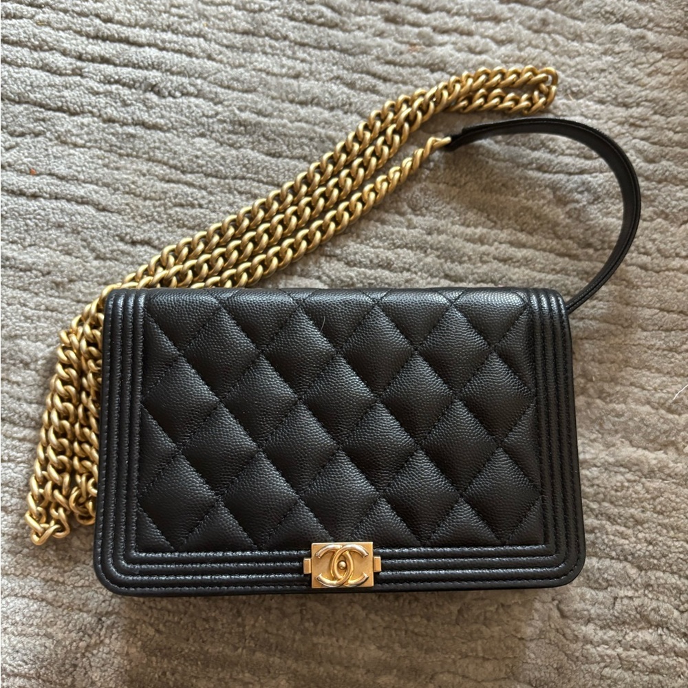 Chanel Cavier quilted boy wallet on chain
